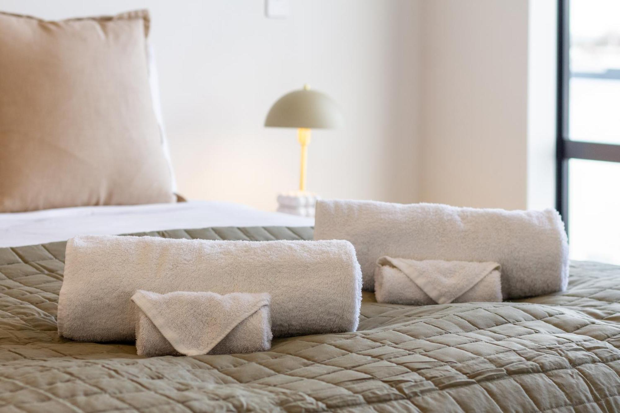 דירות כרייסטצ'רץ' 2 Bed, 2 Bath W Sofa Bed - Great Cafes Nearby מראה חיצוני תמונה